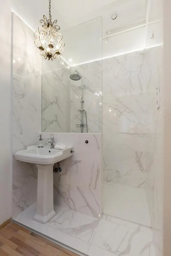 Apartment Bohemian Dream Home In The Absolute Center W 2Br/2Bt Budapest